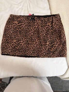 Leopard Print Mini Skirt - Brown